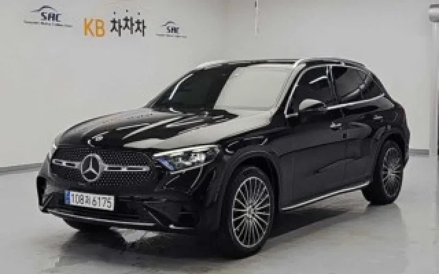 수원부천오토맥스매매단지 GLC클래스 X254 GLC300 4MATIC 매물 사진 12 - 2023/10 92,567km